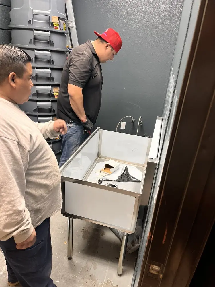 Commercial plumbing and sink installation in Toro Canyon